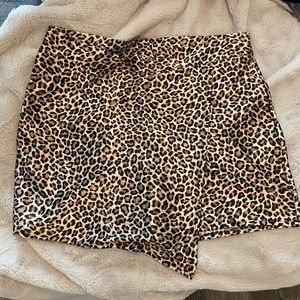 Zenobia Cheetah Skort